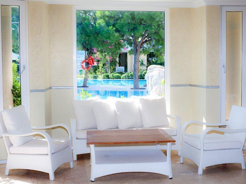 Royal Palm Beach Hotel グムベット エクステリア 写真
